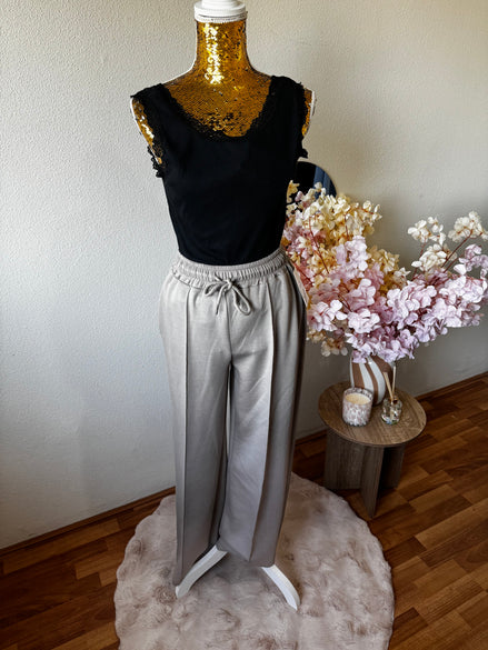 Lace detail rib hemdje – luxe basic top (tm 42/44)