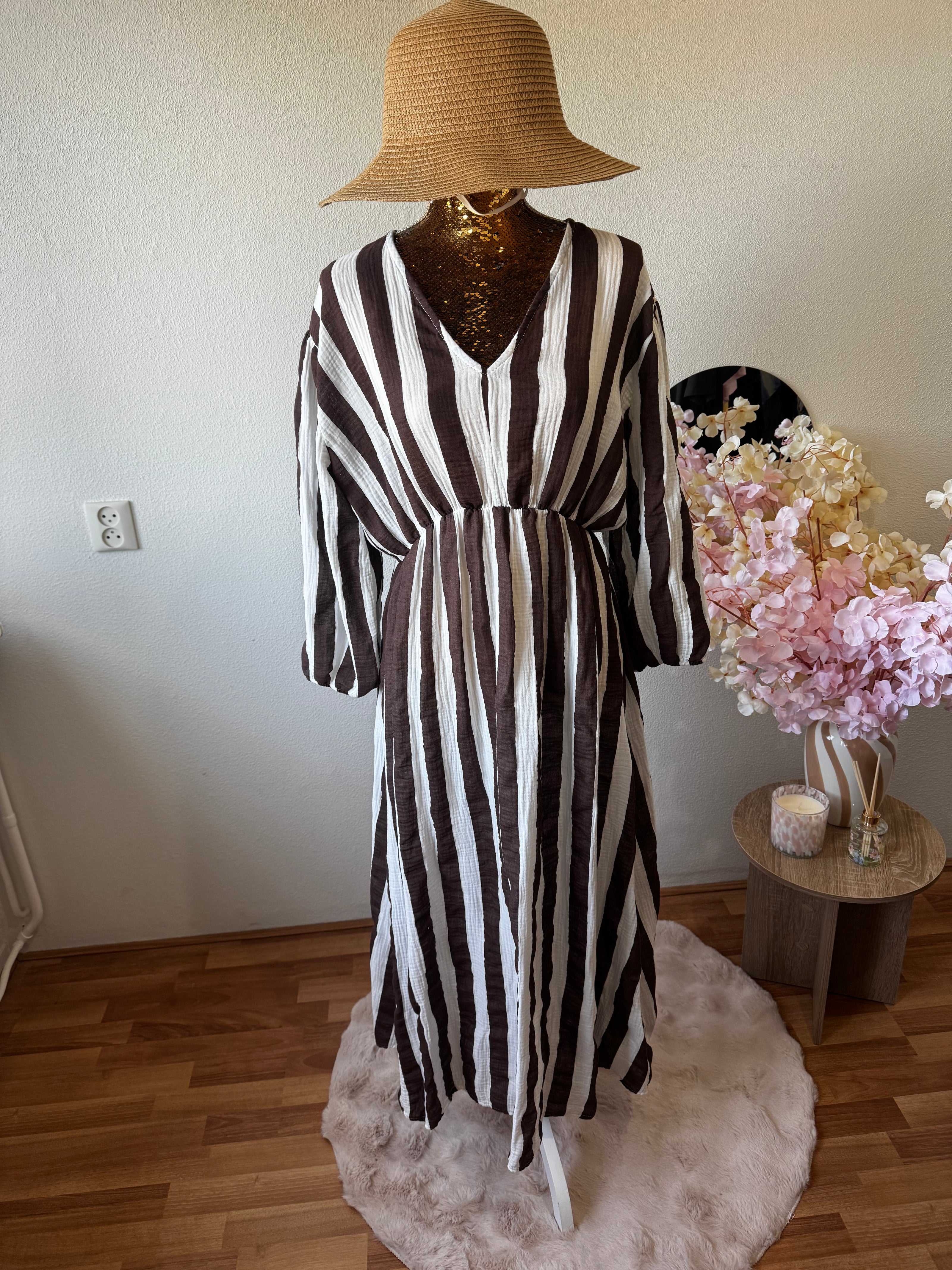 Gestreepte maxi jurk - plus size (t/m 48)