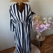Gestreepte maxi jurk - plus size (t/m 48)