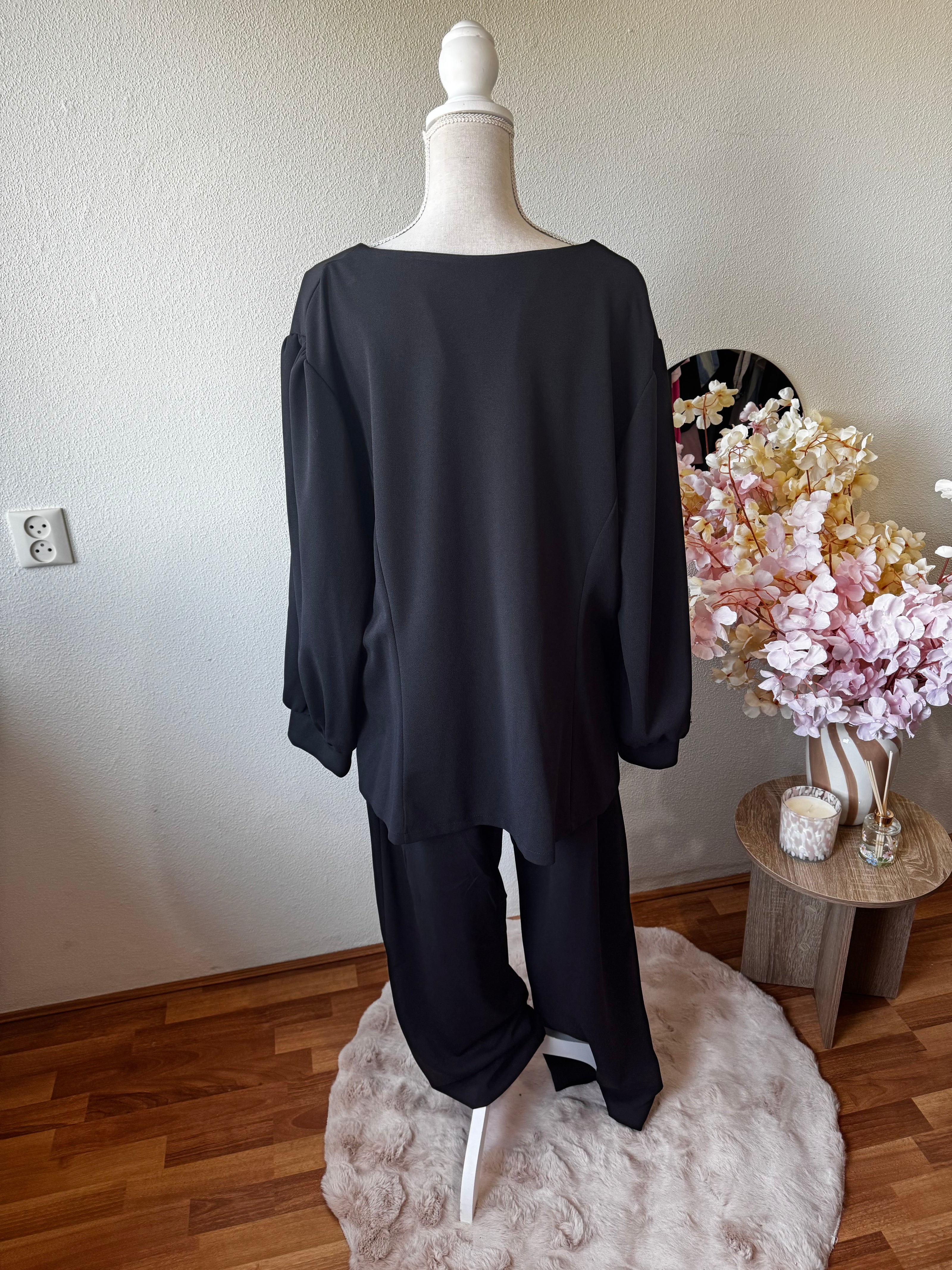 Luxe two piece set – plus size